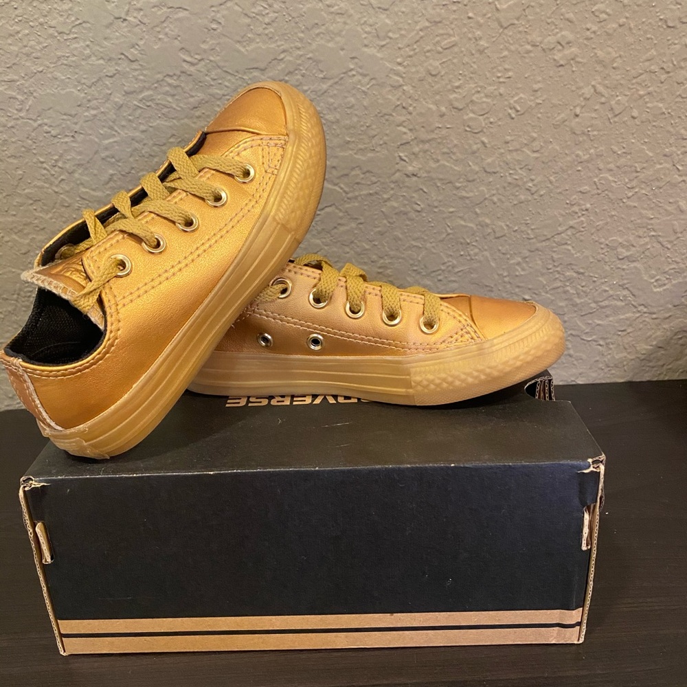 Gold Converse Low (Preschool)